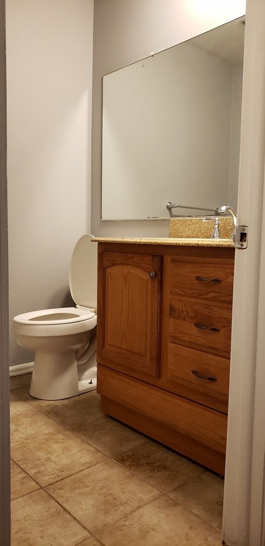 1590 Perry Ct unit A, Aurora, IL 60505 - photo 4