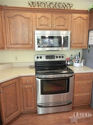 Stainless steel stove & microwave