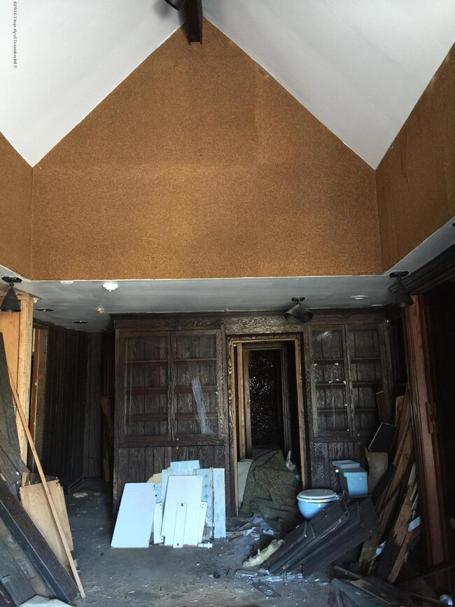 102 W Grove St, Dunmore, PA 18509 - photo 7