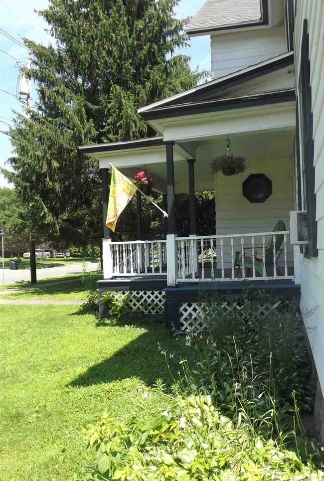 39 Lawrence Ave, Potsdam, NY 13676 - photo 4