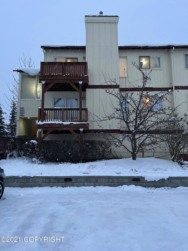 2420 Sentry Dr unit 1002, Anchorage, AK 99507 - photo 2