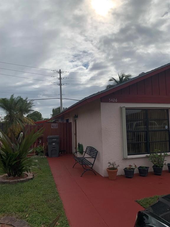 5426 Bonky Ct unit 100B, West Palm Beach, FL 33415 - photo 3