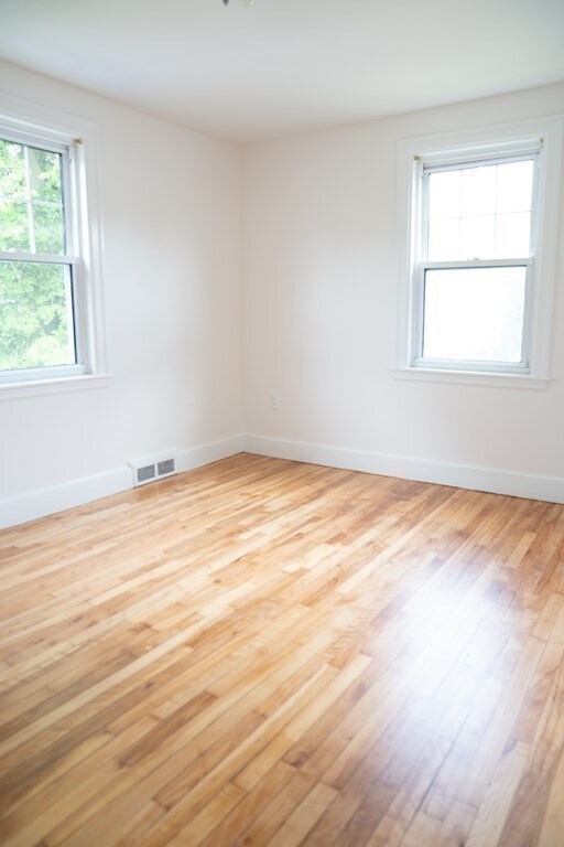 52 Newcroft Cir unit 2, Mattapan, MA 02126 - photo 4