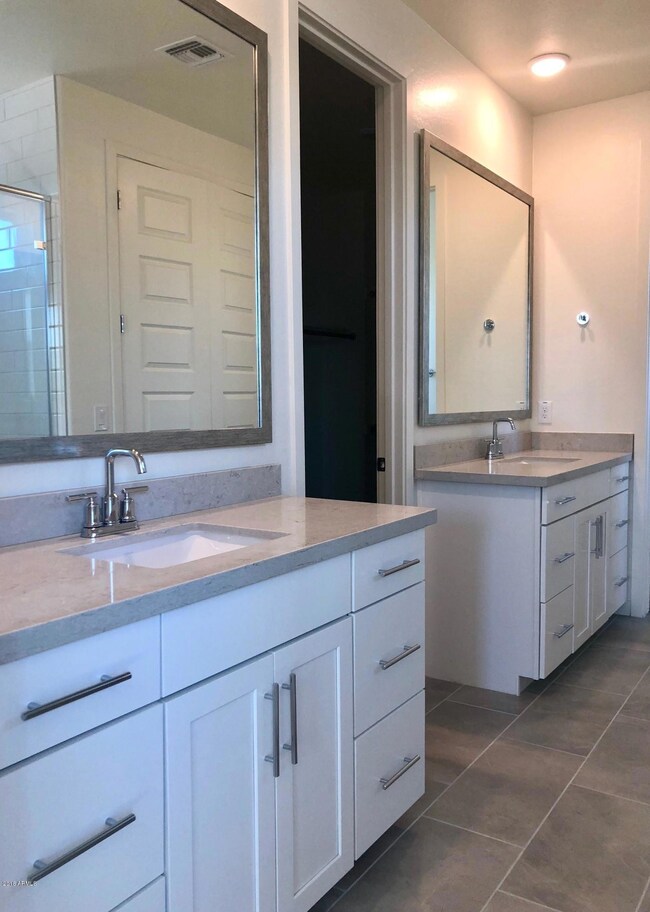 50 - Master Bath Separate Vanity 2