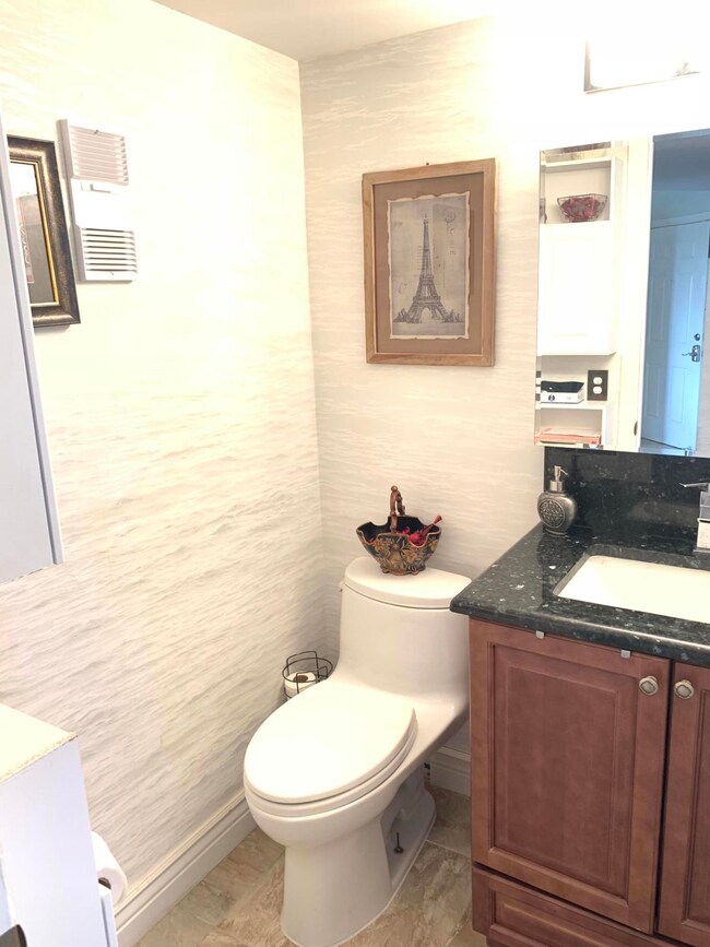 1605 Us-1 N unit F404, Jupiter, FL 33477 - photo 5