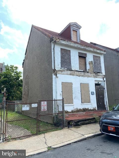 122 E Rittenhouse St, Philadelphia, PA 19144 - photo 2