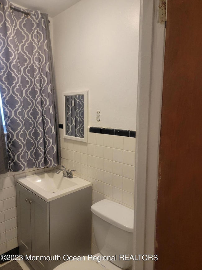 248 Harrison Ave unit 1, Lodi, NJ 07644 - photo 5