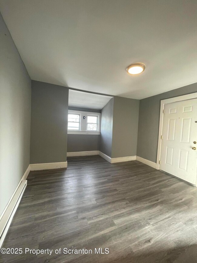 320 New York St unit 3, Scranton, PA 18509 - photo 3
