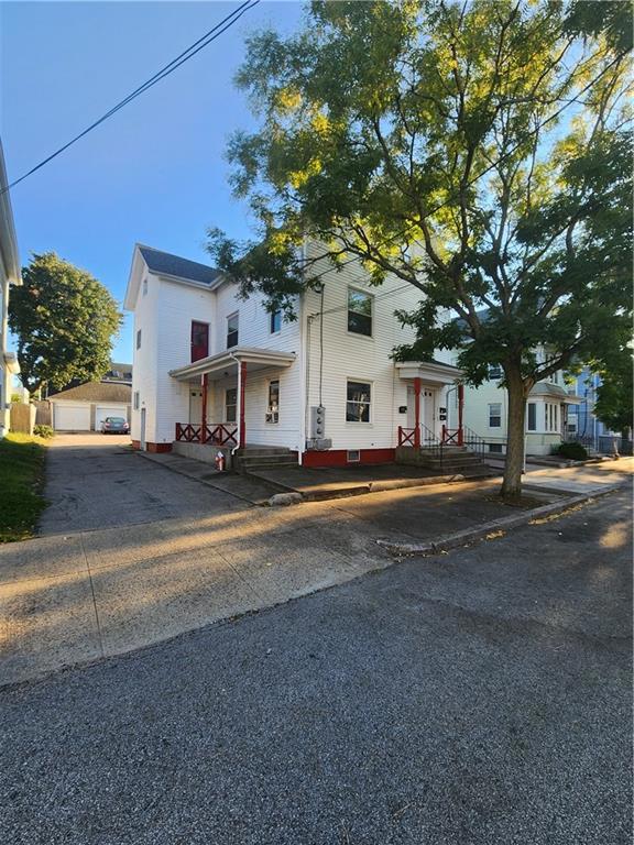 80 Warren Ave, Pawtucket, RI 02860 - photo 2