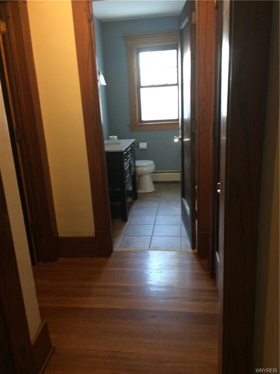 1st flr hall and bath