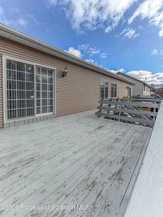 4013 Pondview, Clarks Summit, PA 18411 - photo 4