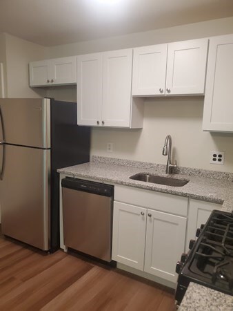 50 Francis St unit 32, Holbrook, MA 02343 - photo 2