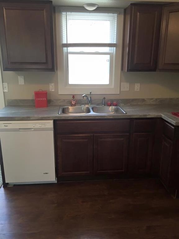 232 E Diehl Ave, Des Moines, IA 50315 - photo 4