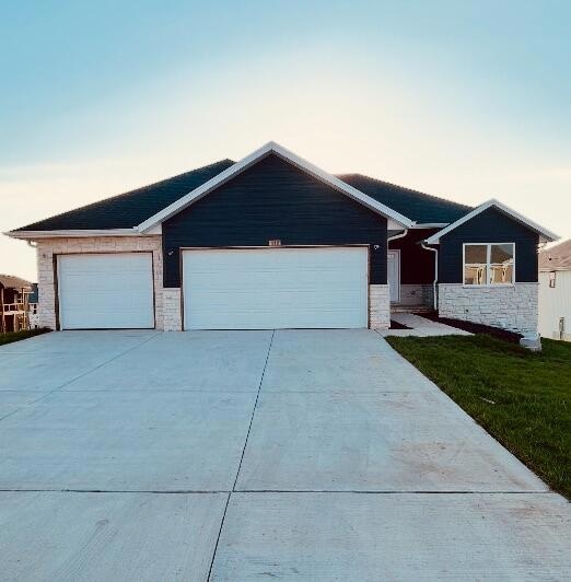 918 S Deerfield Ct, Wilson A Township, MO 65807 - photo 2