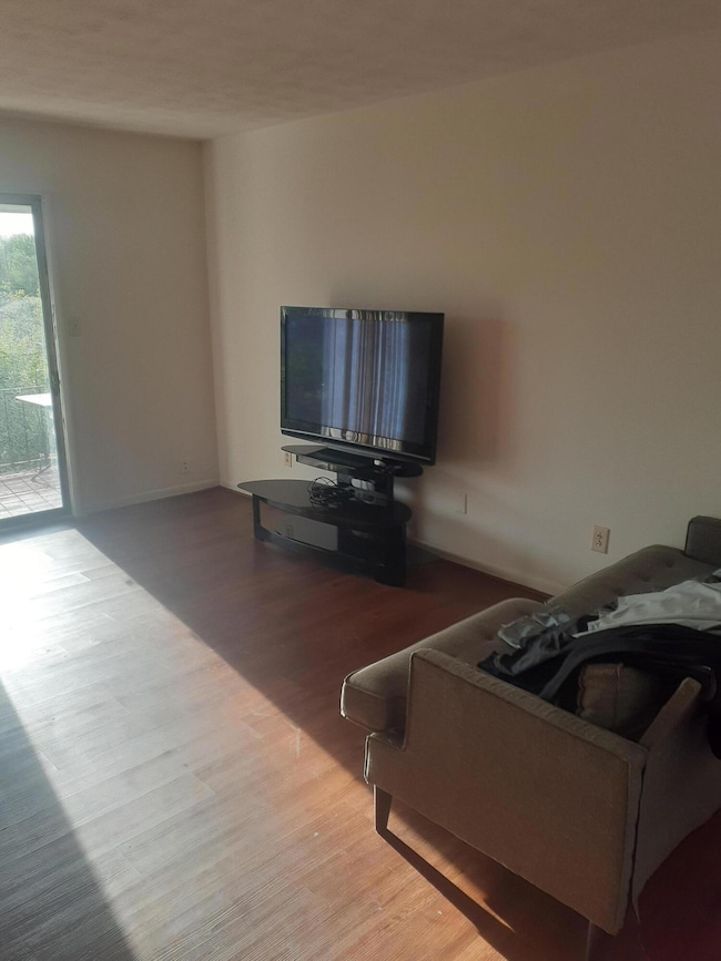 1281 Village Dr unit C9, Lexington, KY 40504 - photo 3