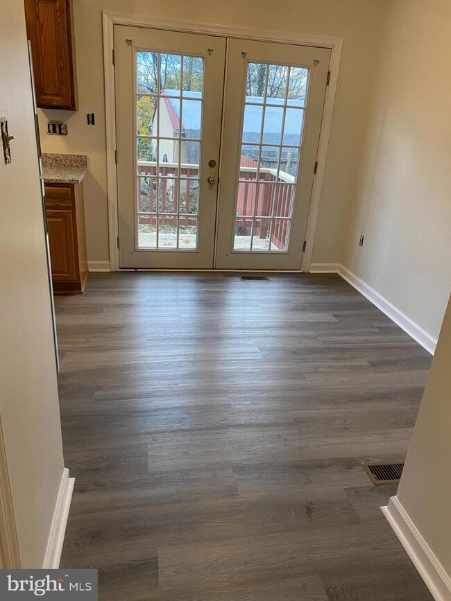 228 Short St, Front Royal, VA 22630 - photo 7