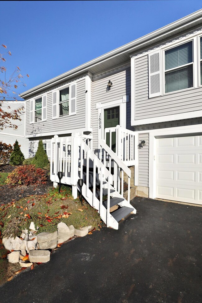 1608 Jupiter Ave, Hilliard, OH 43026 - photo 3