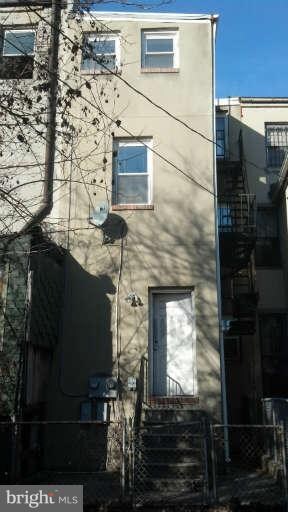 1027 Bennett Place, Baltimore, MD 21223 - photo 3