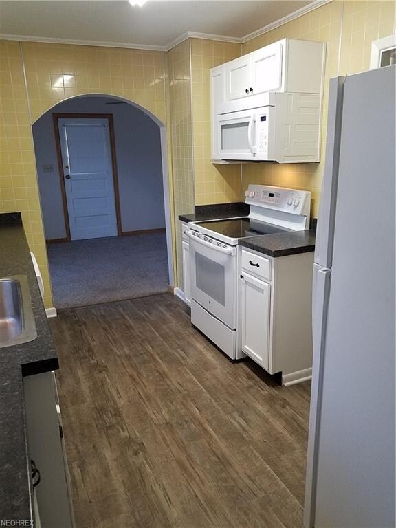 2444 23rd St NE, Canton, OH 44705 - photo 4