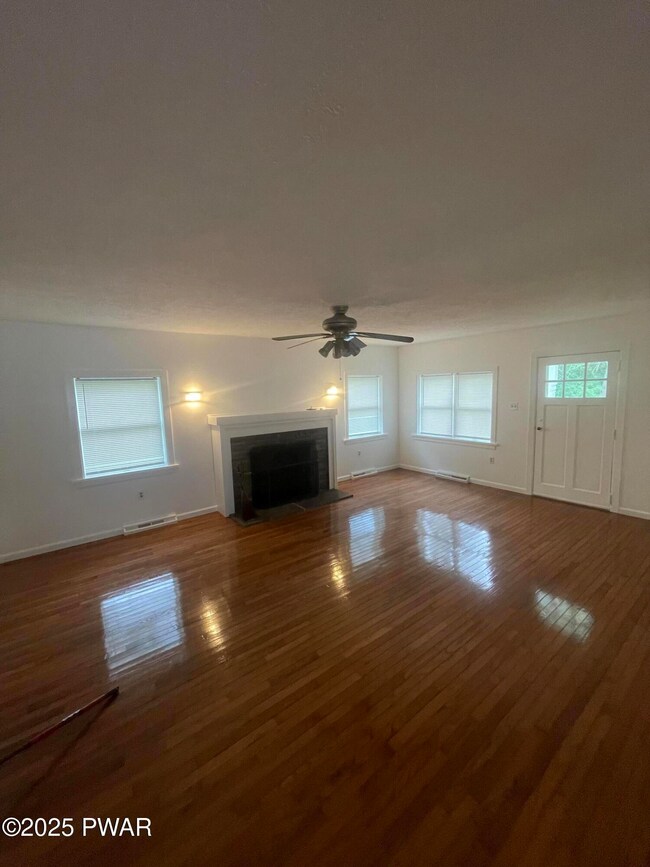 1783 Hamlin Hwy, Lake Ariel, PA 18436 - photo 3