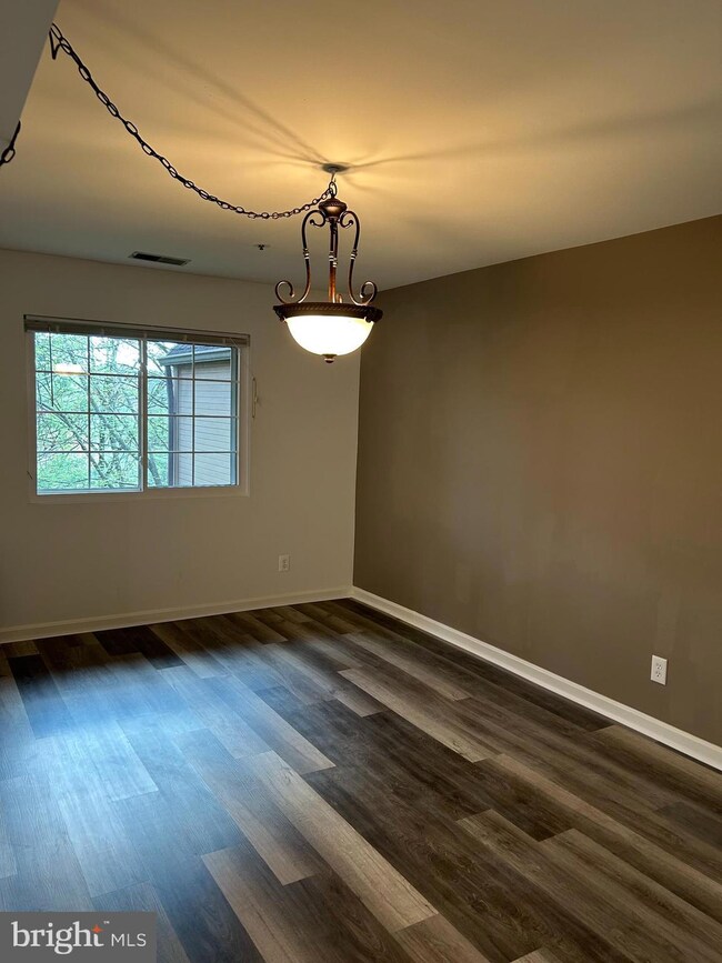 4922 Columbia Rd unit 7, Columbia, MD 21044 - photo 4
