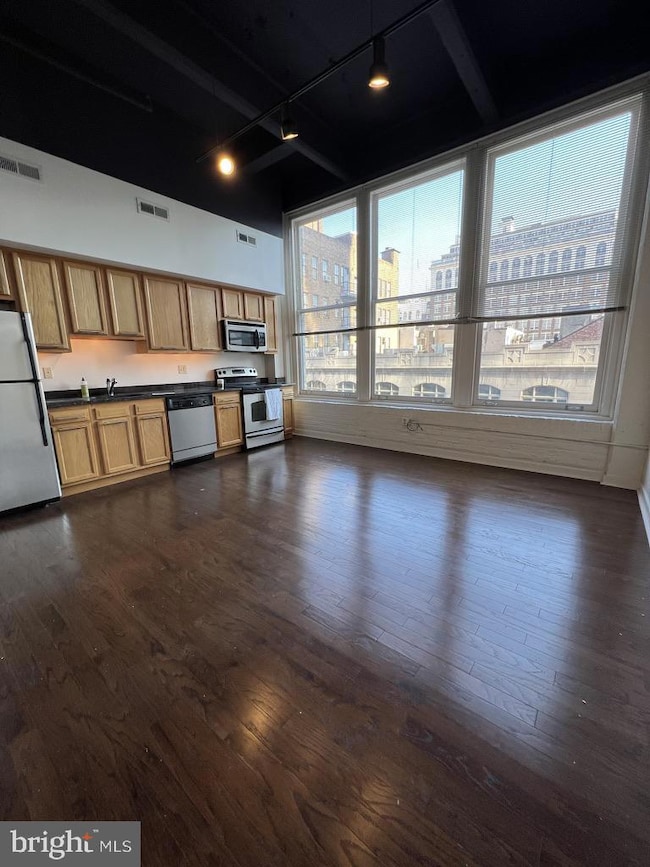 801 Walnut St unit 302, Philadelphia, PA 19107 - photo 2