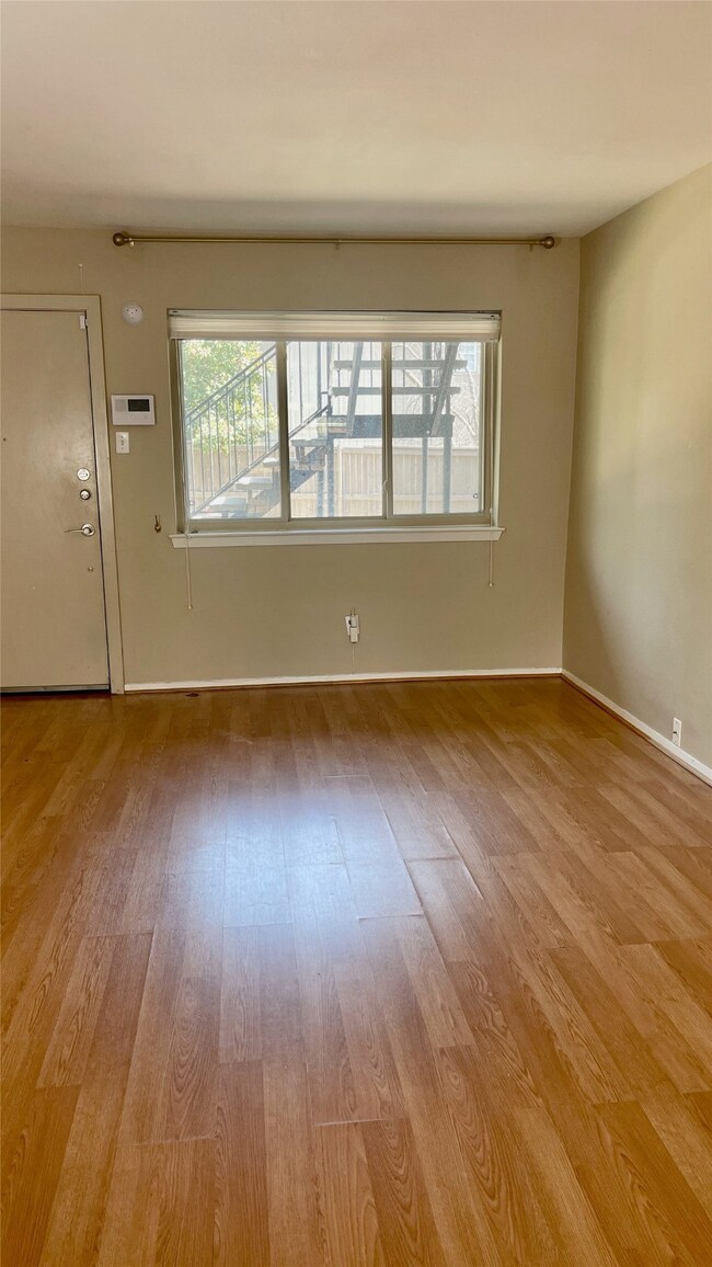 5808 Oram St unit 104, Dallas, TX 75206 - photo 5