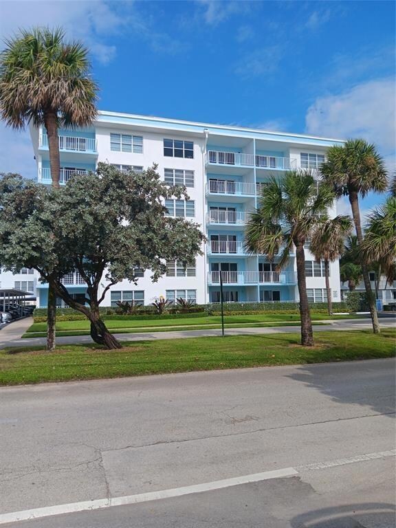 4540 N Ocean Dr unit 210, Lauderdale By the Sea, FL 33308 - photo 3