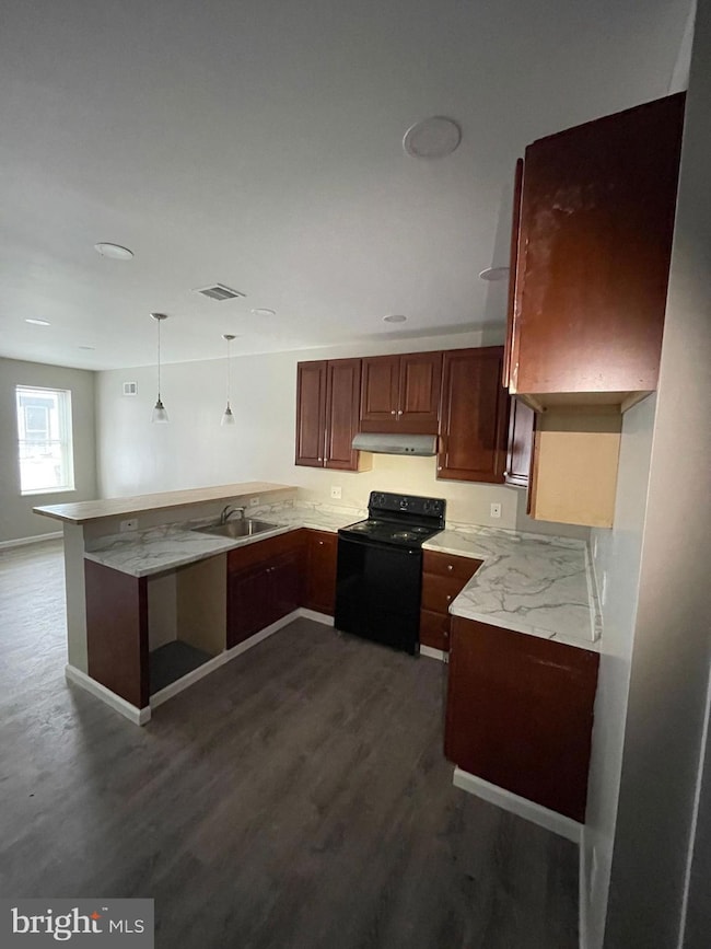 1405 W Pacific St, Philadelphia, PA 19140 - photo 5