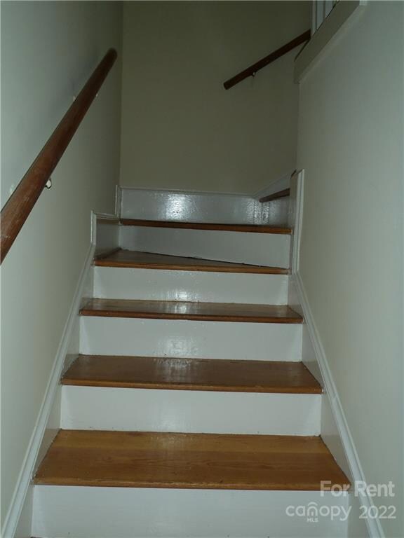 421 N Center St, Statesville, NC 28677 - photo 3