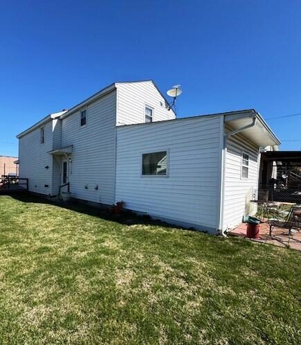 309 E Pine St, Covington, VA 24426 - photo 4