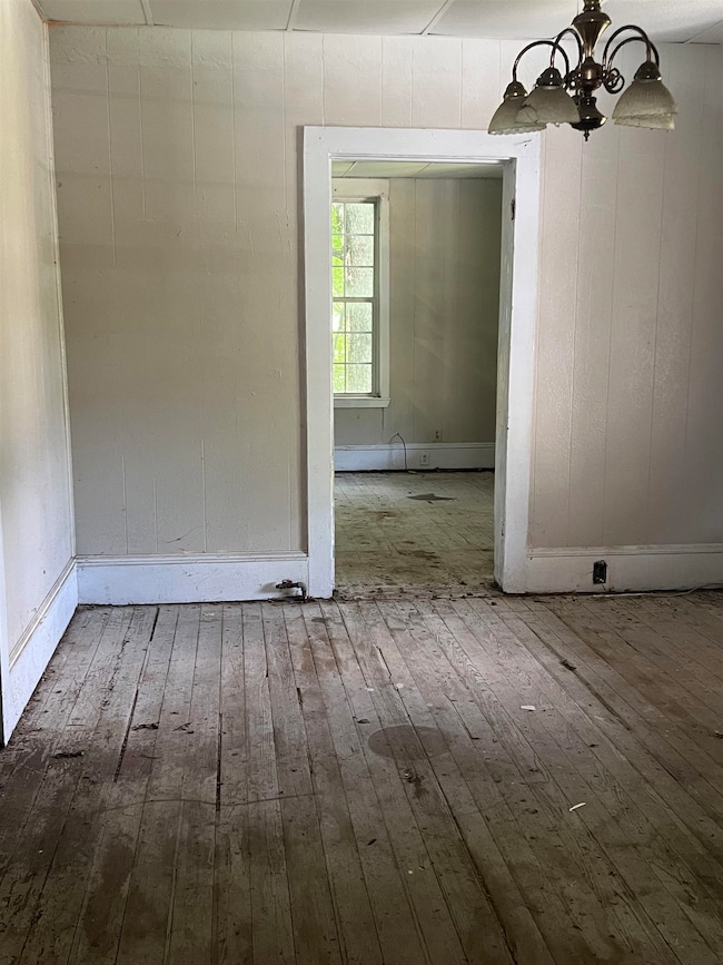 2316 E 15th Ave, Sheffield, AL 35660 - photo 7