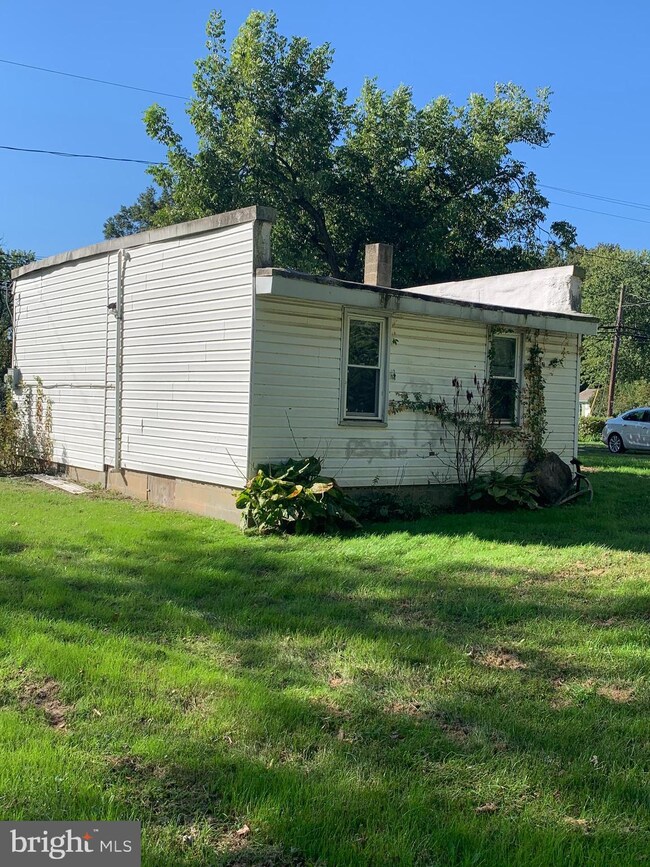 21394 E Sharp St, Rock Hall, MD 21661 - photo 3