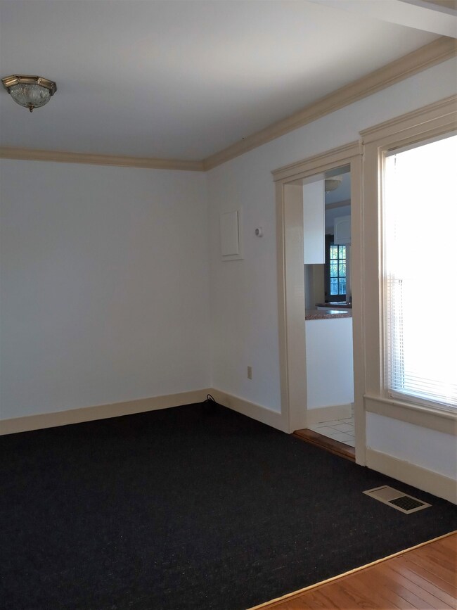 127 Post St, Rutland, VT 05701 - photo 5