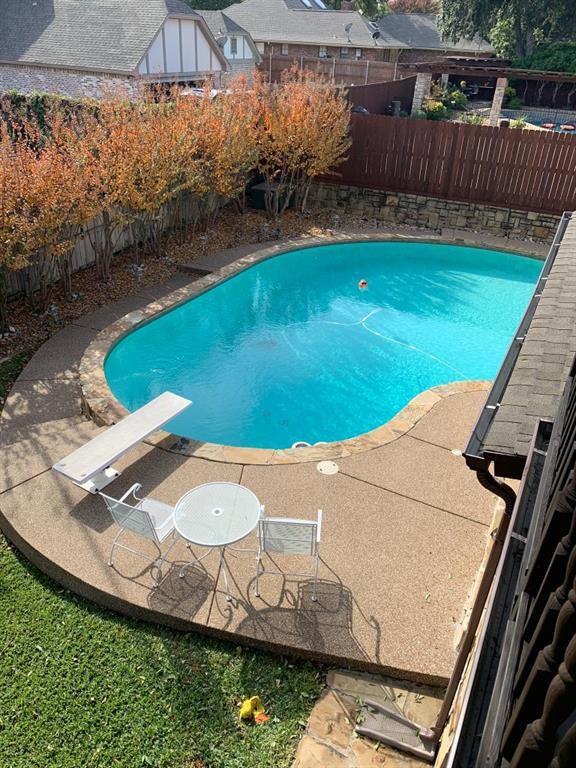 216 Eagle Ct, Bedford, TX 76021 - photo 7