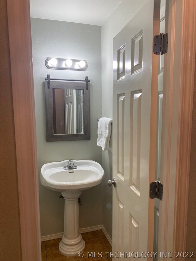 Powder Bath.