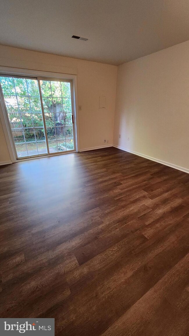 230 E Williams St, Culpeper, VA 22701 - photo 3