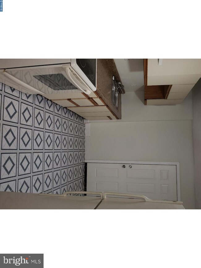 1314 W 3rd St, Wilmington, DE 19805 - photo 3