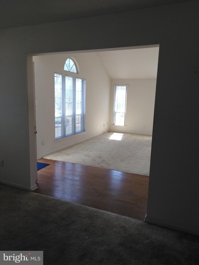 270 Wood Stream Ct, Langhorne, PA 19047 - photo 6