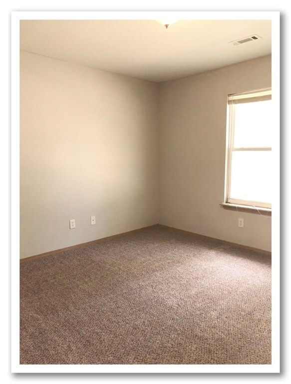 807 Maple Dr unit A, Springdale, AR 72764 - photo 5