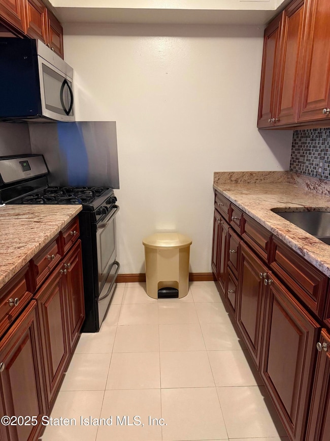 Elmwood Park Drive unit 107, Staten Island, NY 10314 - photo 4