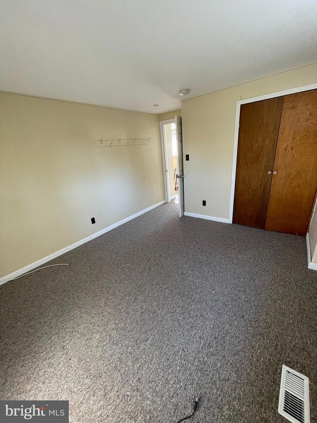 202 Strand Ave unit R1, Sewell, NJ 08080 - photo 6
