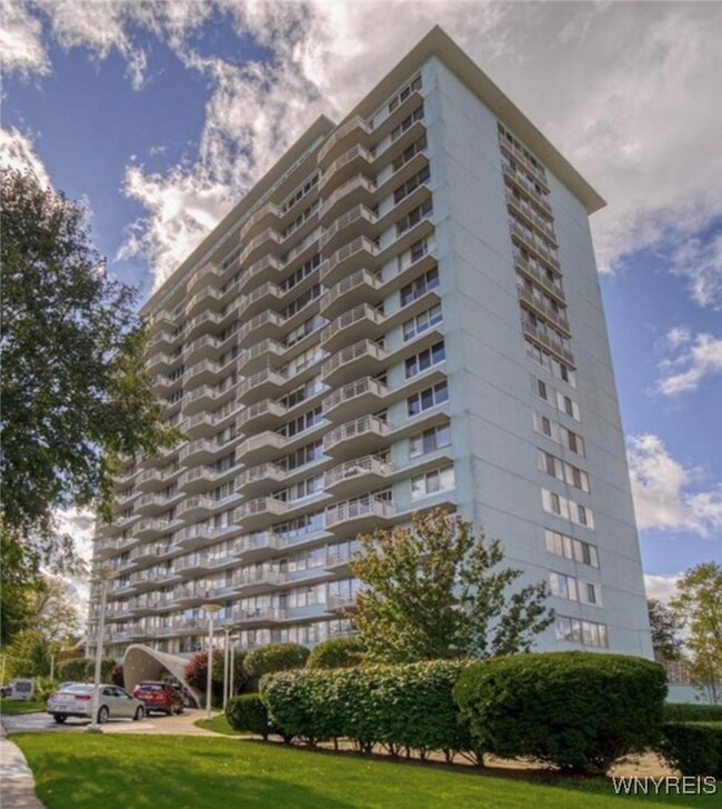 Delaware Tower Condominiums unit 3B, Buffalo, NY 14209 - photo 2