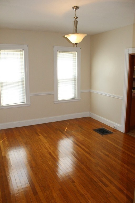 43 Oakridge St unit 1, Mattapan, MA 02126 - photo 7