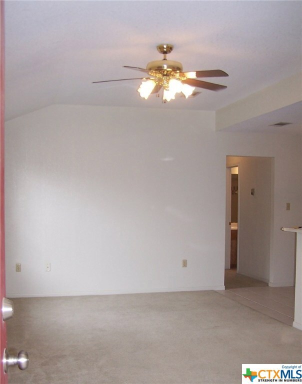 1015 Hawk Trail unit 1-2, Copperas Cove, TX 76522 - photo 4