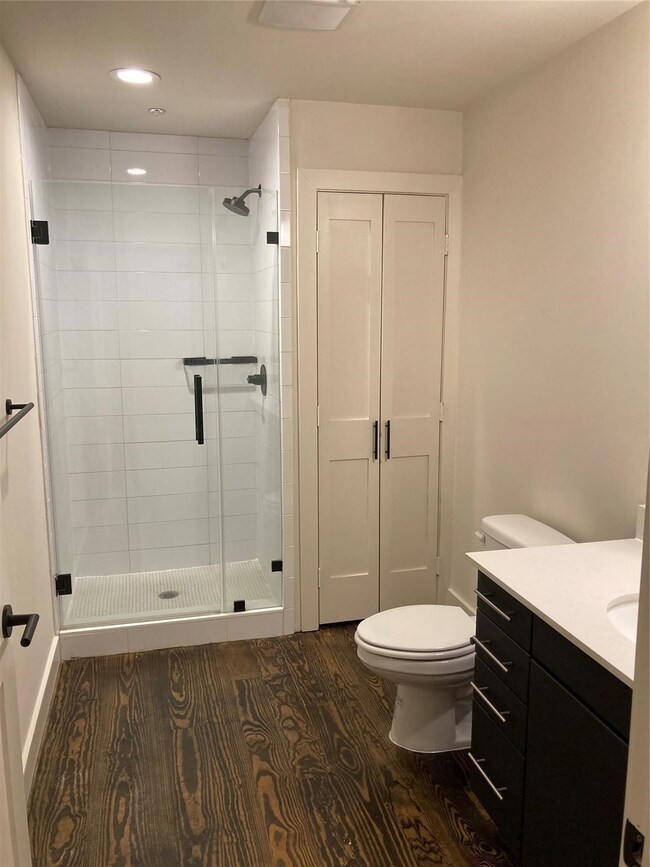 Stand-up Shower
