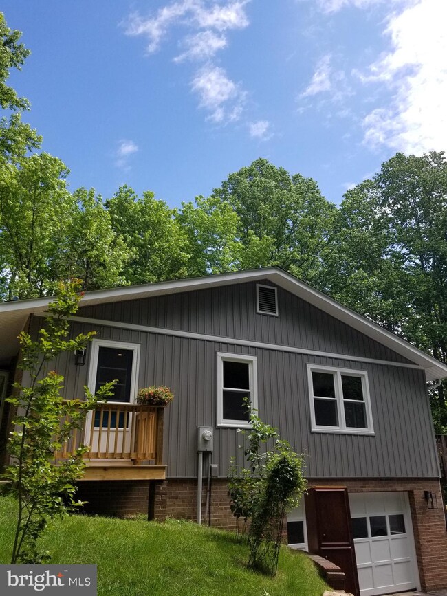 9633 Ridge View Dr, Owings, MD 20736 - photo 3