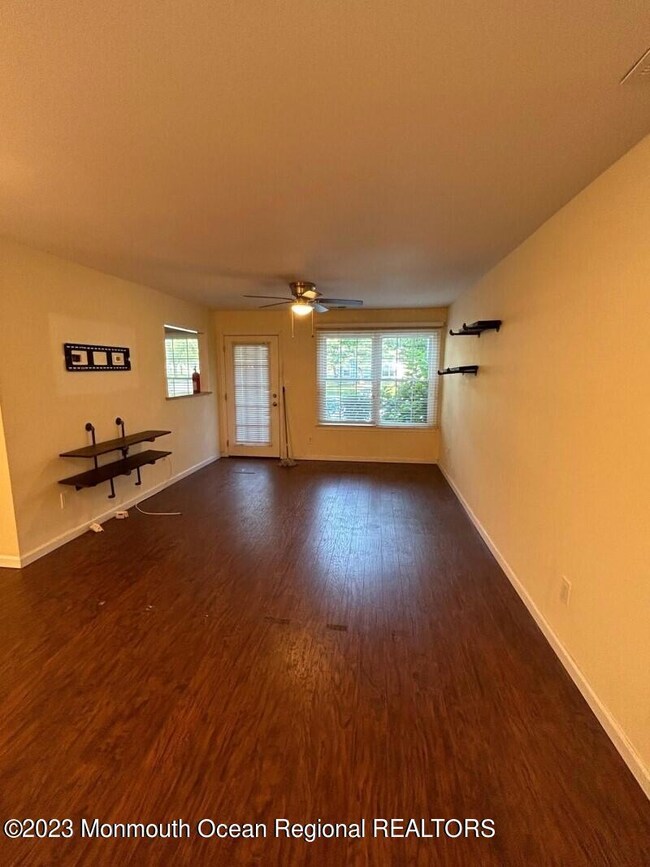 325 living room