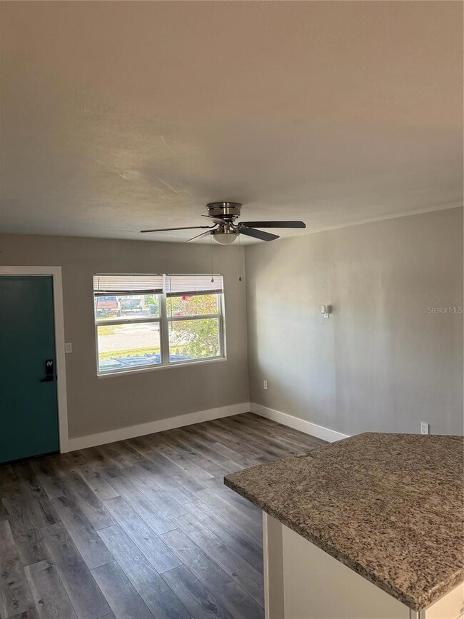 104 Pocono Trail W unit b, Nokomis, FL 34275 - photo 4