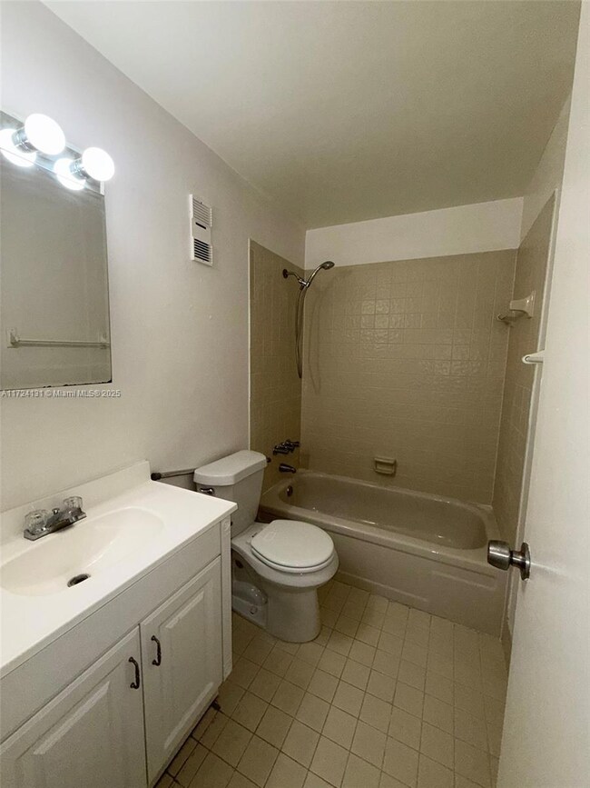 9111 SW 22nd Ct unit B3, Davie, FL 33324 - photo 5